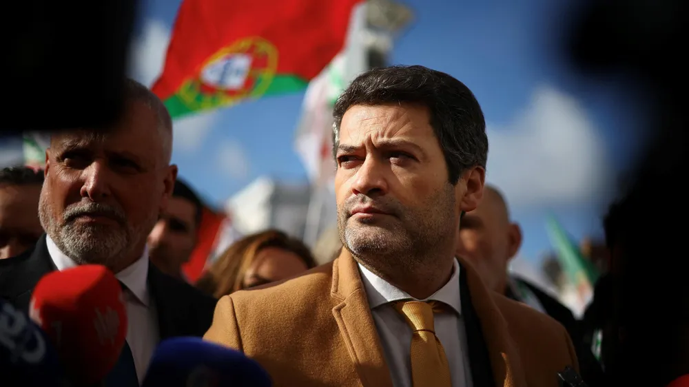  Rechtspopulistischer Kandidat André Ventura gilt als Favorit in der ersten Runde, doch werden ihm für eine mögliche Stichwahl geringe Chancen eingeräumt.