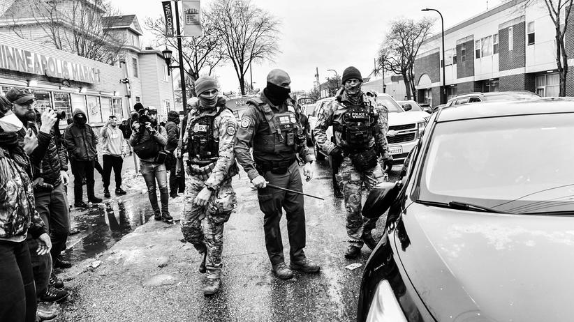 ICE-Einsatz in Minneapolis: ICE-Beamte am 8. Januar 2026 in Minneapolis im US-Bundesstaat Minnesota