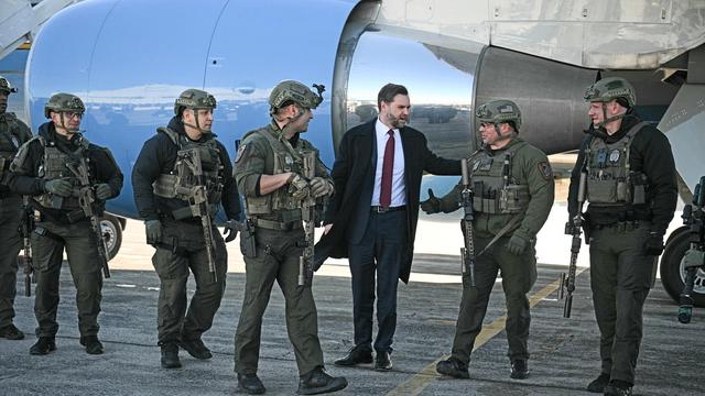 ICE-Razzien: JD Vance reist nach Minneapolis – Berichte über festgenommene Kinder