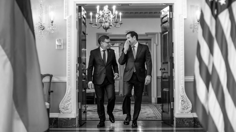 Johann Wadephul in den USA: Johann Wadephul und Marco Rubio vor ihrem Treffen im US-Außenministerium in Washington, D. C.