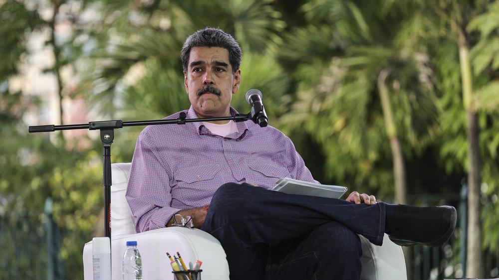 Venezuela: Venezuelan President Nicolás Maduro is under pressure.