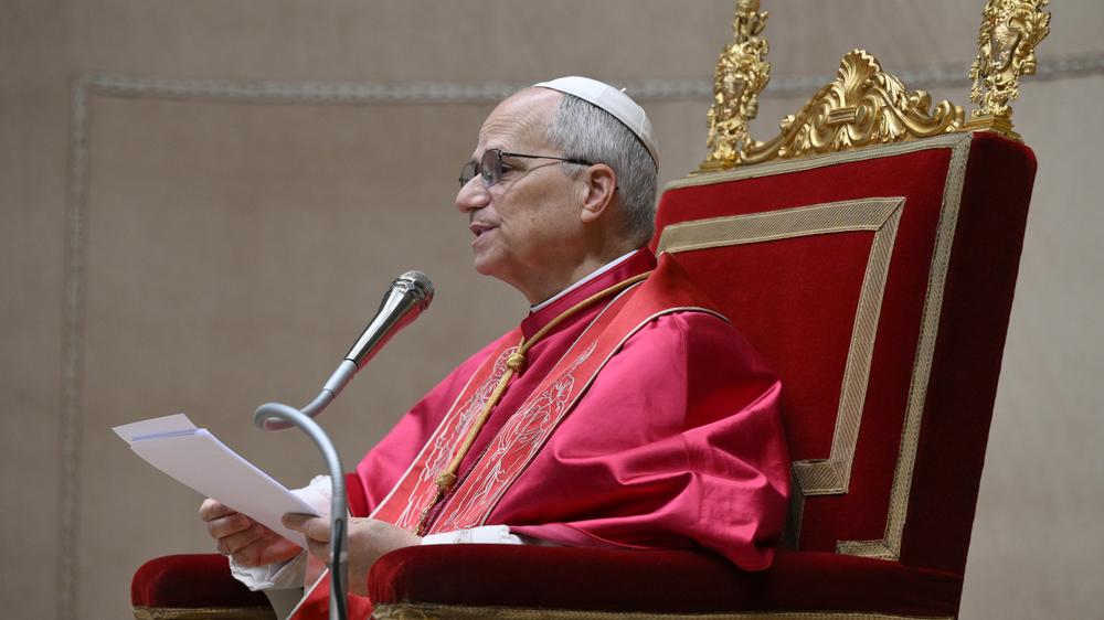 Neujahrsansprache im Vatikan: Deutliche Worte zur Weltlage: Papst Leo XIV. warnt vor Kriegslust, Machtdenken und dem Rückzug vom Dialog.