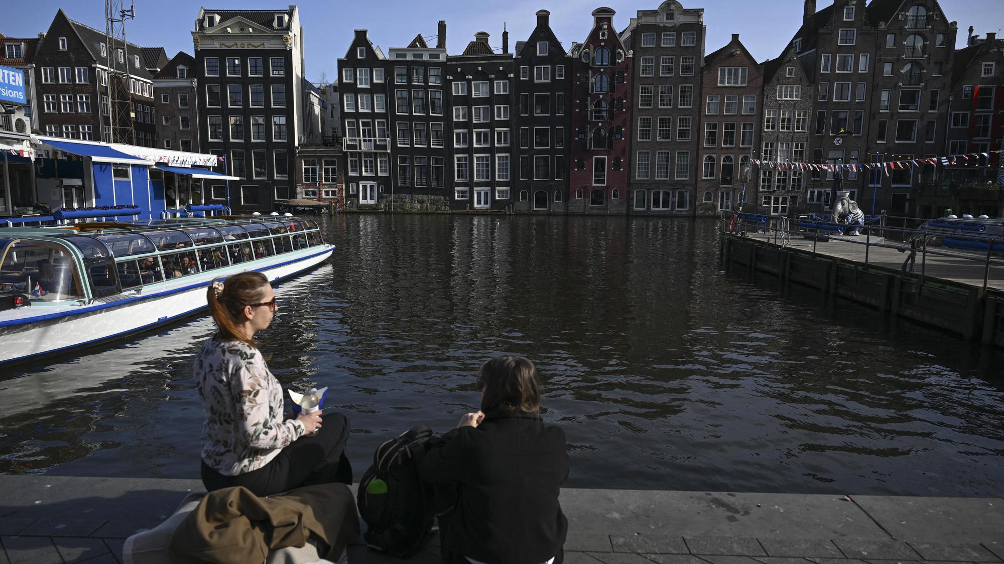 Amsterdam verbietet Werbung für Fleisch und fossile Energien