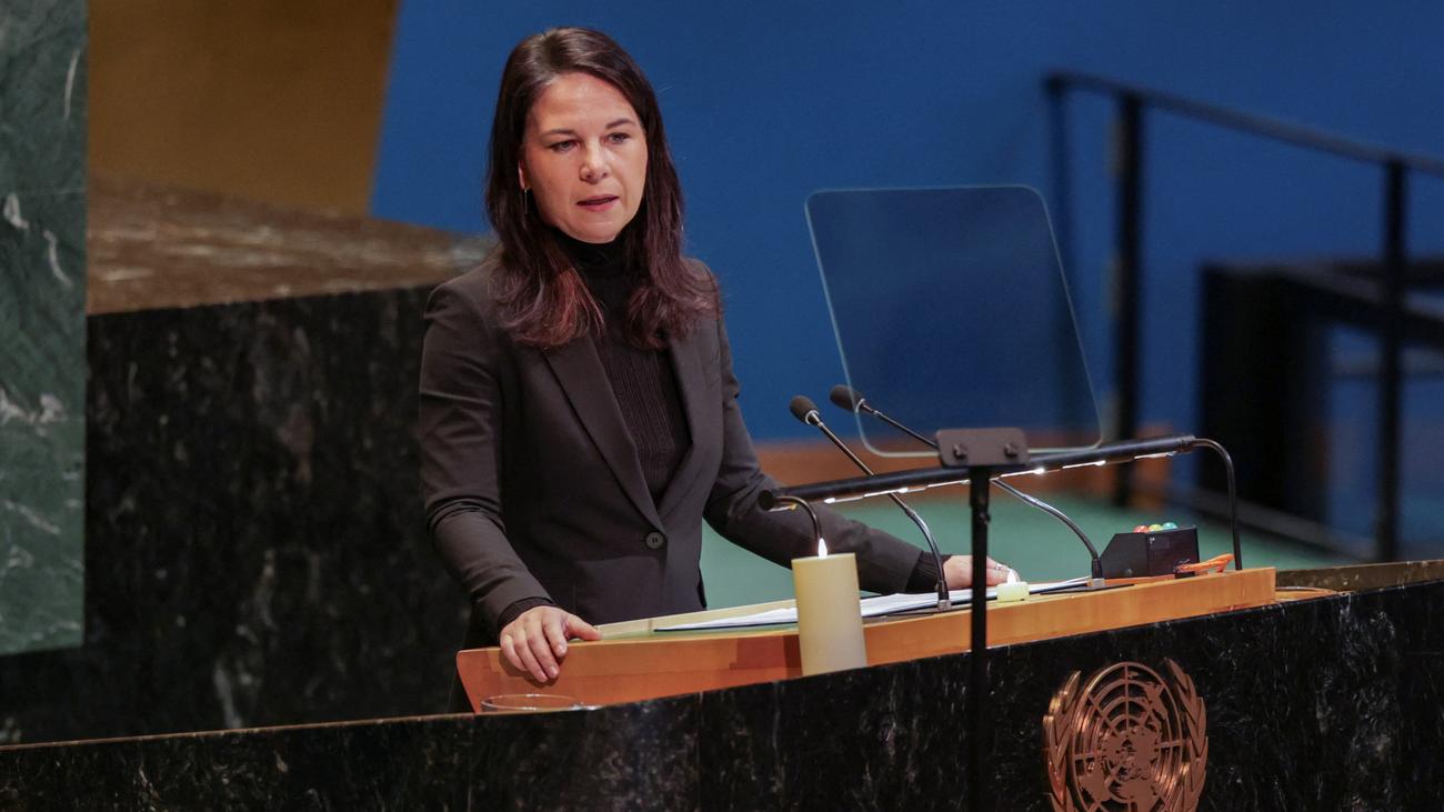 UN-Resolution zur Ukraine: Baerbock erhebt schwere Vorwürfe gegen die USA