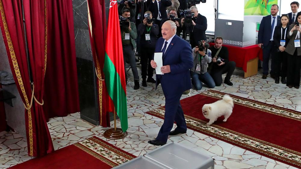  Der belarussische Machthaber Alexander Lukaschenko lässt unabhängige Berichterstattung immer weiter einschränken - auch per Haftstrafen.