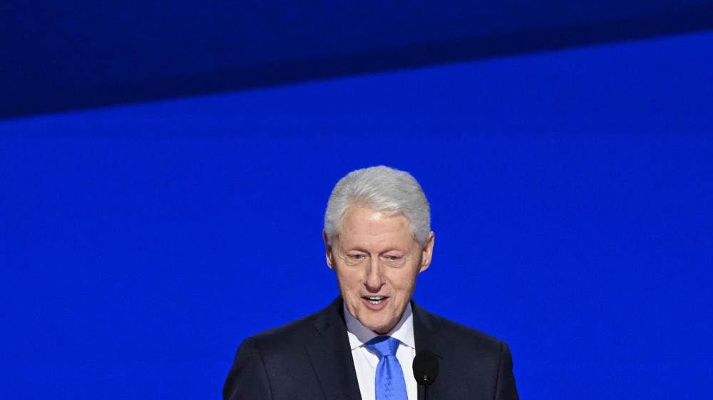  Der frühere US-Präsident Bill Clinton bei einer Veranstaltung der Demokraten im August 2024