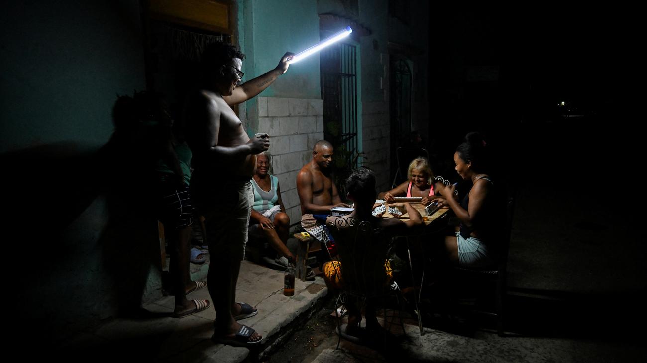 Energiekrise in Kuba: "Eine Lösung sehe ich eigentlich nur, wenn die USA Kuba übernehmen"