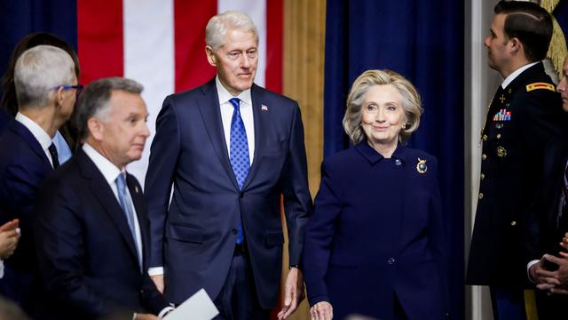 (+) Bill und Hillary Clinton: Ein Spektakel, das zum Präzedenzfall wird
