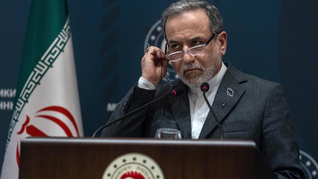 Iran: Iranischer Außenminister droht mit Angriffen auf US-Militärbasen