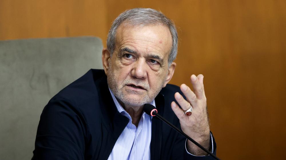  Der iranische Präsident Massud Peseschkian