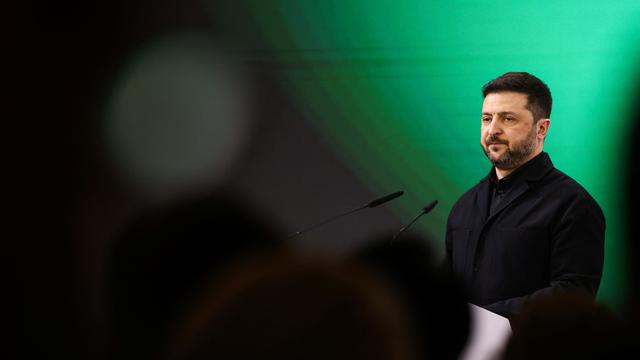 Zelensky demands faster air defences