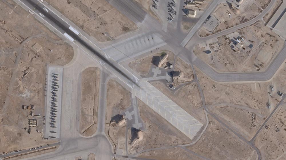  Satellitenbilder zeigen US-Militärflugzeuge auf dem Luftwaffenstützpunkt Muwaffak Salti im jordanischen Al Azrak am 2. Februar 2026.