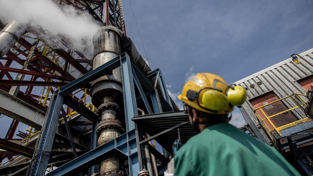  Ungarns Ölkonzern MOL verdient an günstigem Öl aus Russland und füllt Putins Kriegskasse.