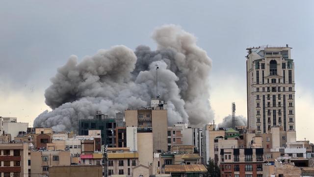 Krieg gegen den Iran: Israel greift Stützpunkte iranischer Sicherheitskräfte an