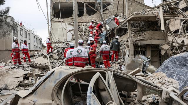 Irankrieg: Iranischer Militärsprecher droht mit Attentaten in aller Welt