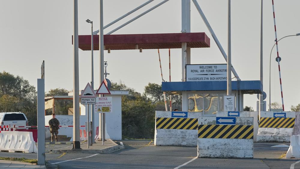  Der britische Luftwaffenstützpunkt Akrotiri liegt in der Nähe der zypriotischen Hauptstadt Limassol.
