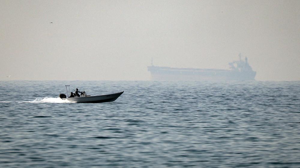  Um den Öltransport in der Straße von Hormus abzusichern wollen die G7-Staaten Kriegsschiffe als Begleitung der Frachtschiffe einsetzen.