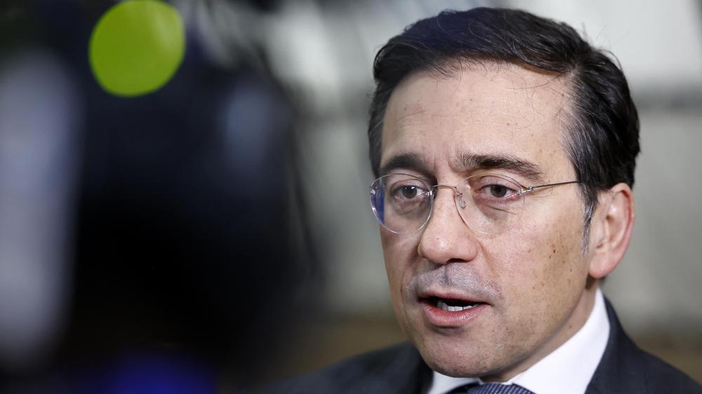 " Der spanische Außenminister  José Manuel Albares widerspricht der Sprecherin der US-Regierung.