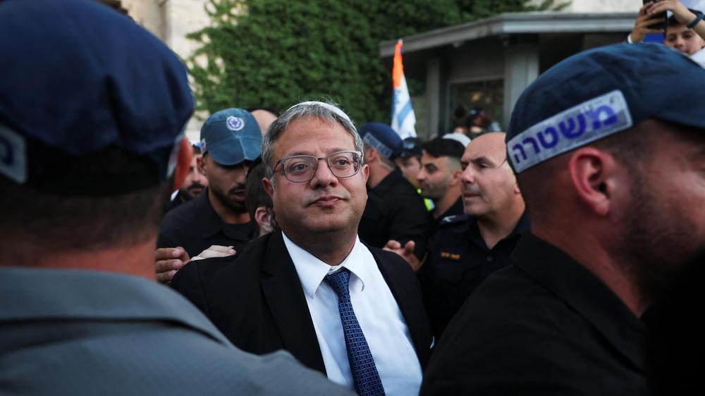  Israels rechtsextremer Polizeiminister Itamar Ben-Gvir nennt den Vorstoß zur Todesstrafe den wichtigsten Gesetzesentwurf der vergangenen Jahre.
