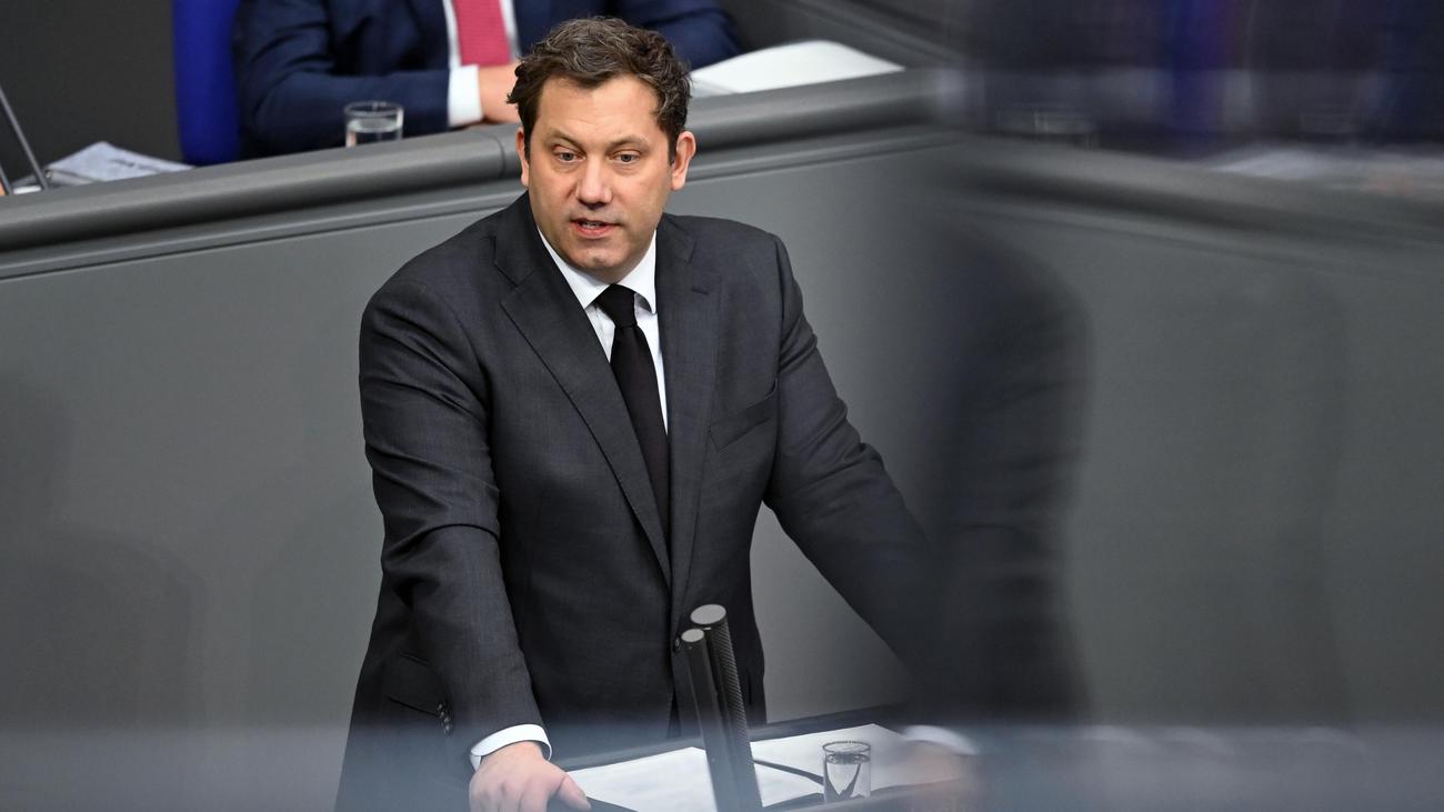 Irankrieg: Klingbeil kritisiert fehlende Diplomatie vor Angriffen auf Iran