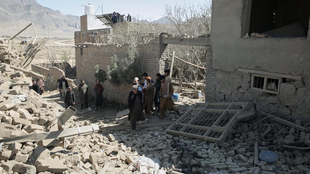  Seit Wochen greifen Afghanistan und Pakistan sich gegenseitig an.