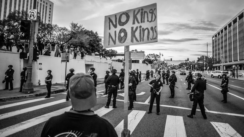 Proteste in den USA: "No Kings"-Protest in Los Angeles am 28. März 2026