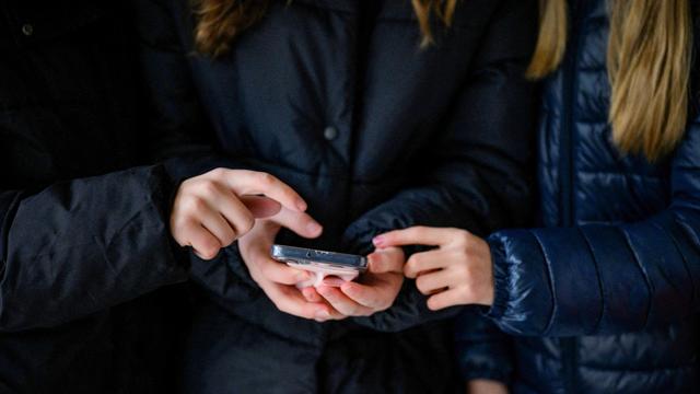 Social-Media-Verbot: Britisches Unterhaus stimmt gegen Social-Media-Verbot für Jugendliche