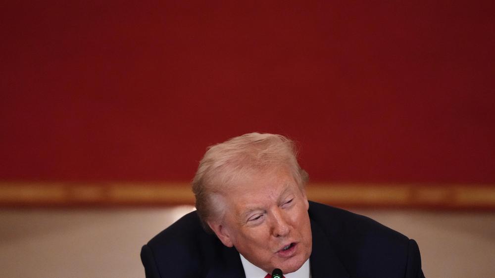  US-Präsident Donald Trump erhöht angesichts des Irankriegs den Druck auf Rüstungskonzerne in seinem Land.