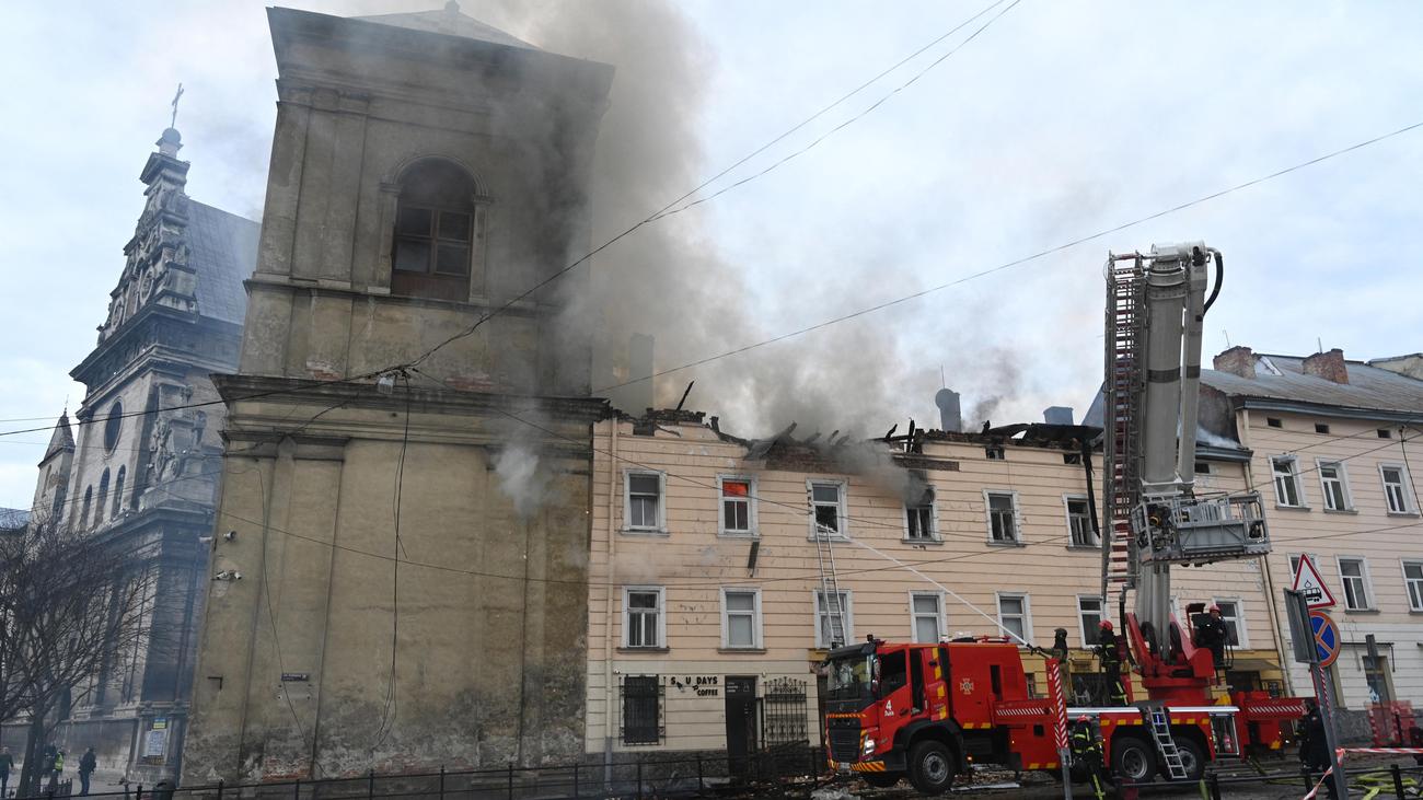 Krieg gegen die Ukraine: Mehrere Verletzte nach russischen Drohnenangriffen in Lwiw