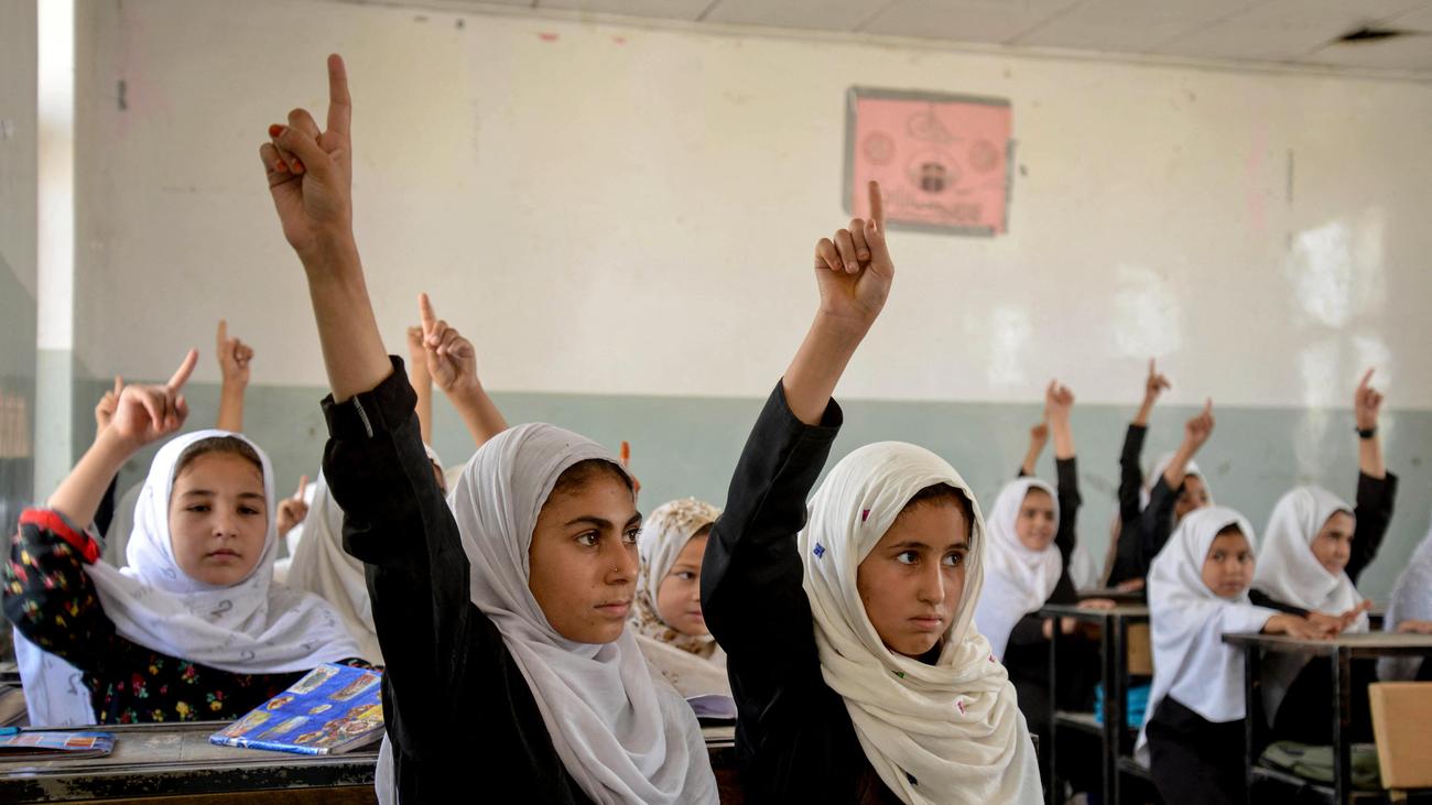 Unicef: Afghanistan droht Fachkräftemangel wegen Ausschluss von Frauen