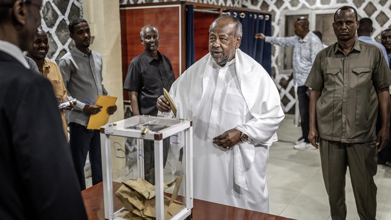 Dschibuti: Dschibutis Präsident Guelleh mit fast 98 Prozent wiedergewählt