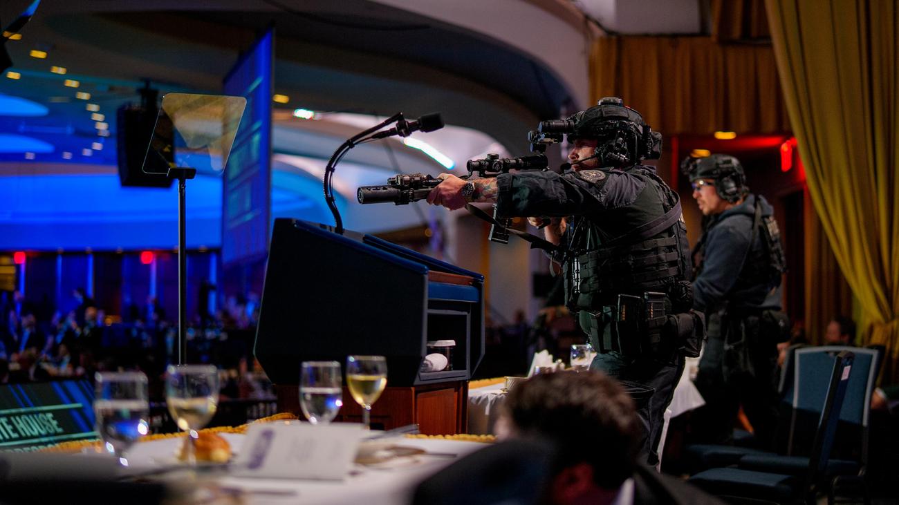 Korrespondenten-Dinner des Weißen Hauses: Was über die Schüsse beim Korrespondentendinner bekannt ist