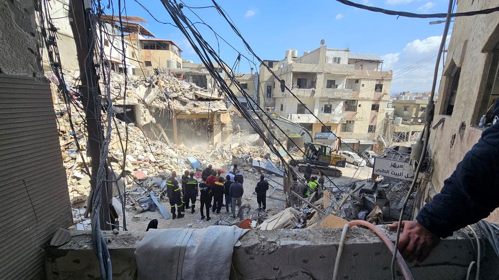  Trotz der Waffenruhe gehen die israelischen Angriffe auf den Libanon weiter.