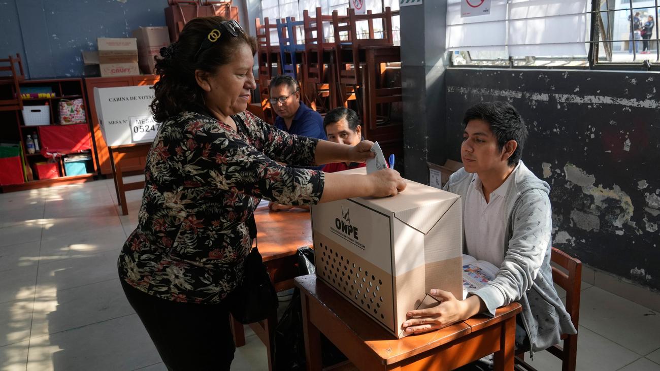 Präsidentschaftswahl in Peru: Ergebnisse der Präsidentschaftswahl in Peru erst Mitte Mai erwartet