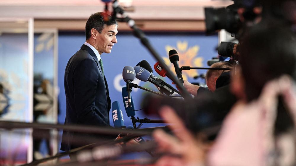 Der spanische Regierungschef Pedro Sánchez auf einem informellen EU-Treffen in Nikosia, Zypern.