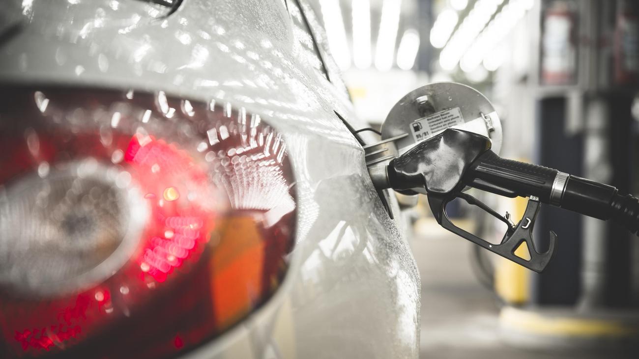 Tanken: Spritpreise steigen trotz gesunkener Ölpreise weiter