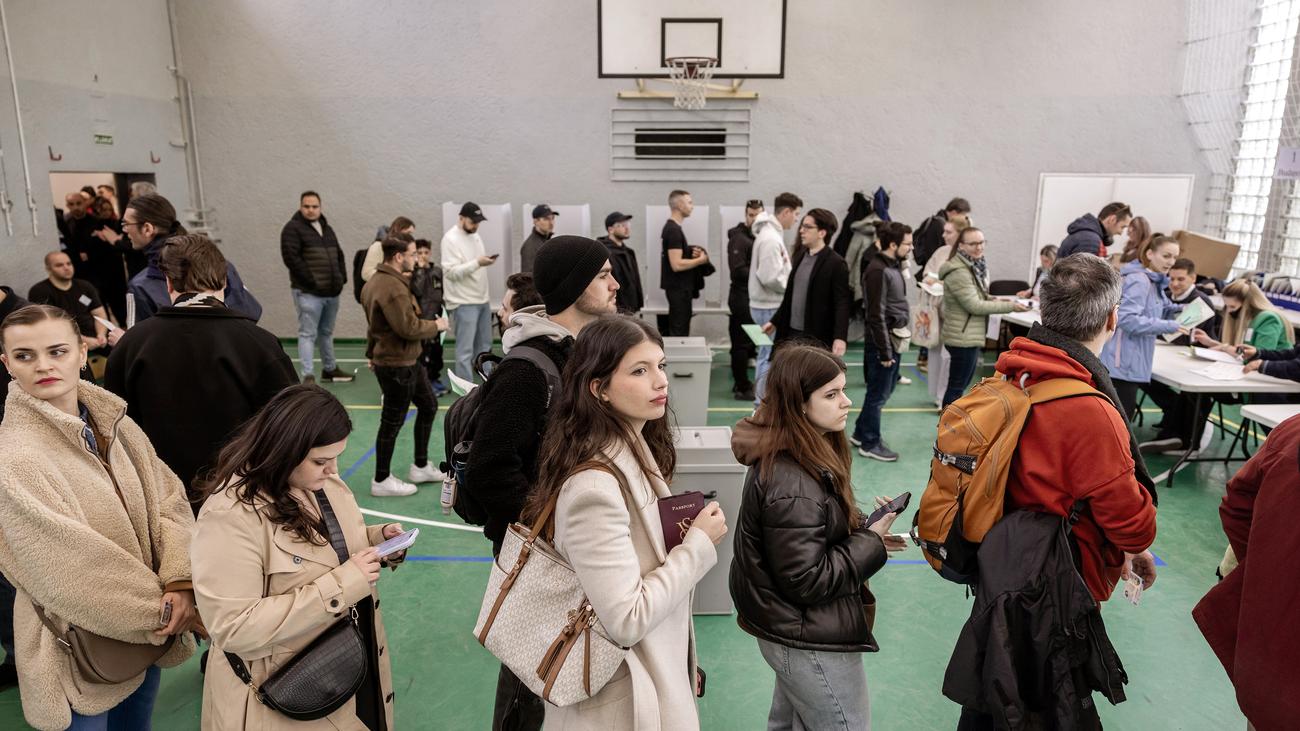 Ungarn: Hohe Wahlbeteiligung zeichnet sich bei Parlamentswahl in Ungarn ab