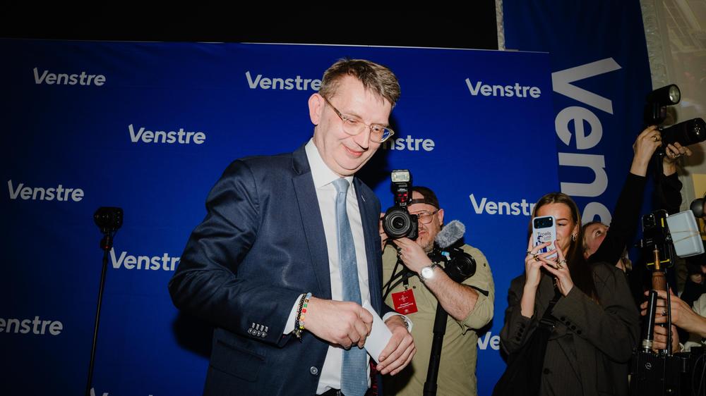 Dänemark: Troels Lund Poulsen verkündete vor der Presse, dass er keine Regierung bilden konnte.