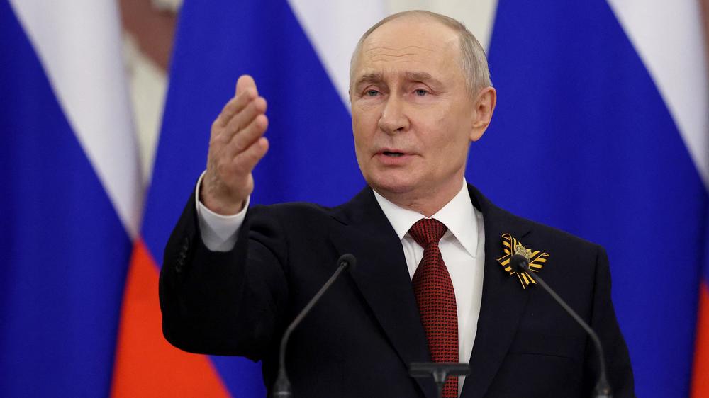 Ukrainekrieg: Putin sagte bei einer Pressekonferenz in Moskau, der Ukraine-Krieg neige »sich dem Ende zu«