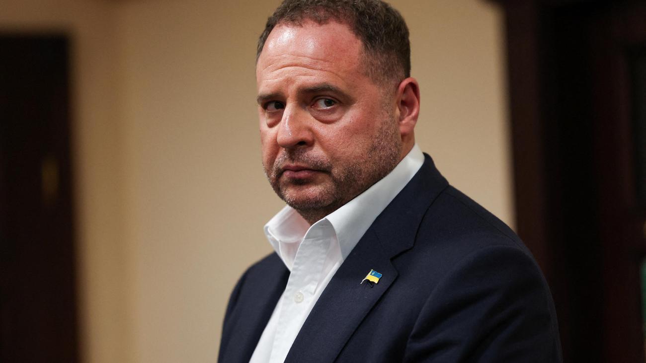 Lage in der Ukraine: Wolodymyr Selenskyj wird ihn nicht los