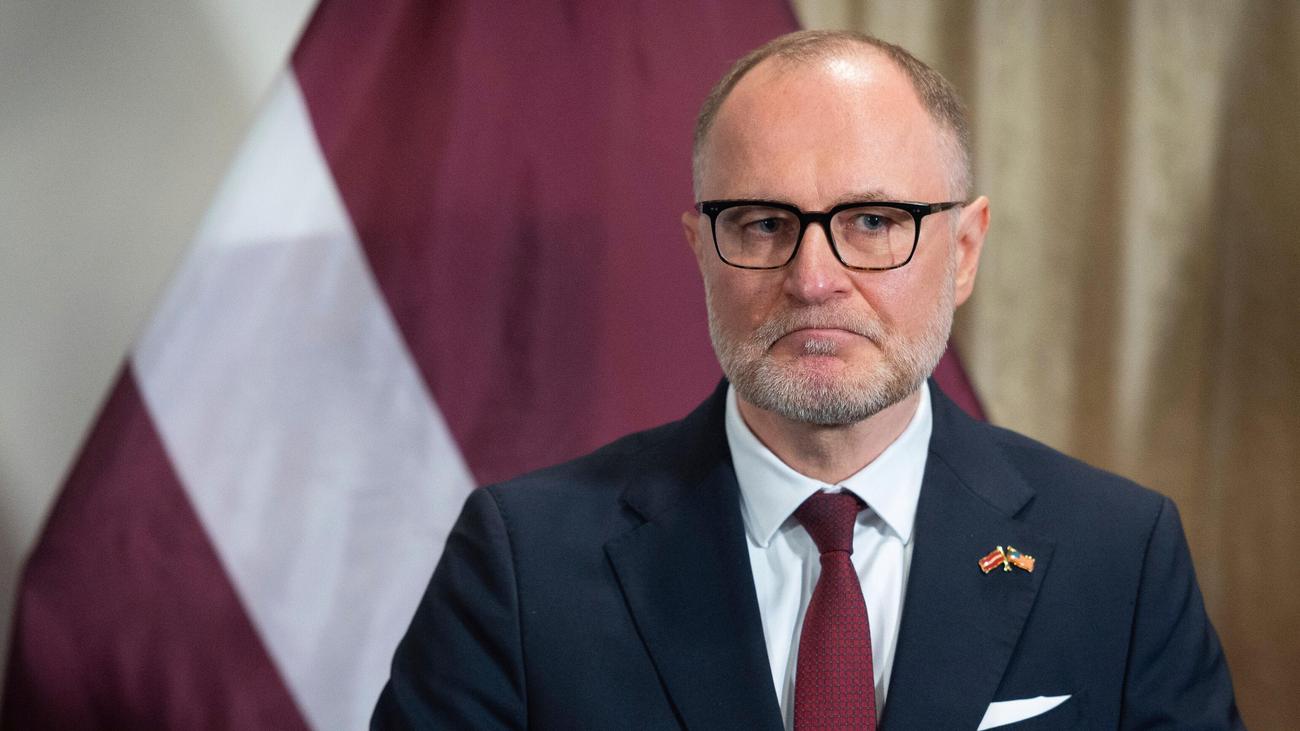 Nach Drohnen-Absturz: Lettlands Verteidigungsminister tritt zurück