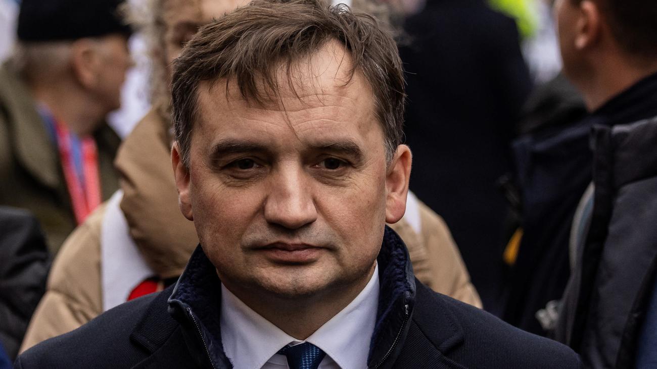 Zbigniew Ziobro: Polens Ex-Justizminister flieht nach Machtwechsel in Ungarn in die USA
