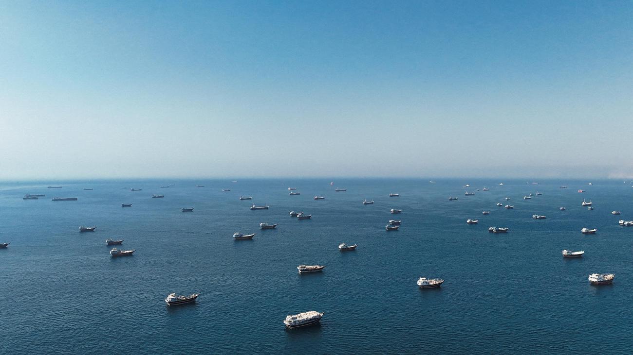 Irankrieg: USA attackieren iranische Insel Keschm, Iran greift Golfstaaten an