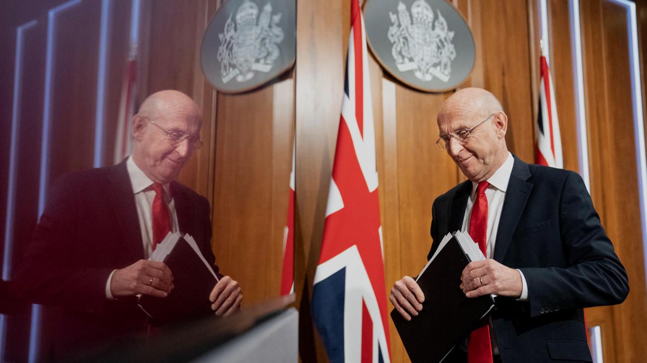 John Healey: Welfare or Warfare?