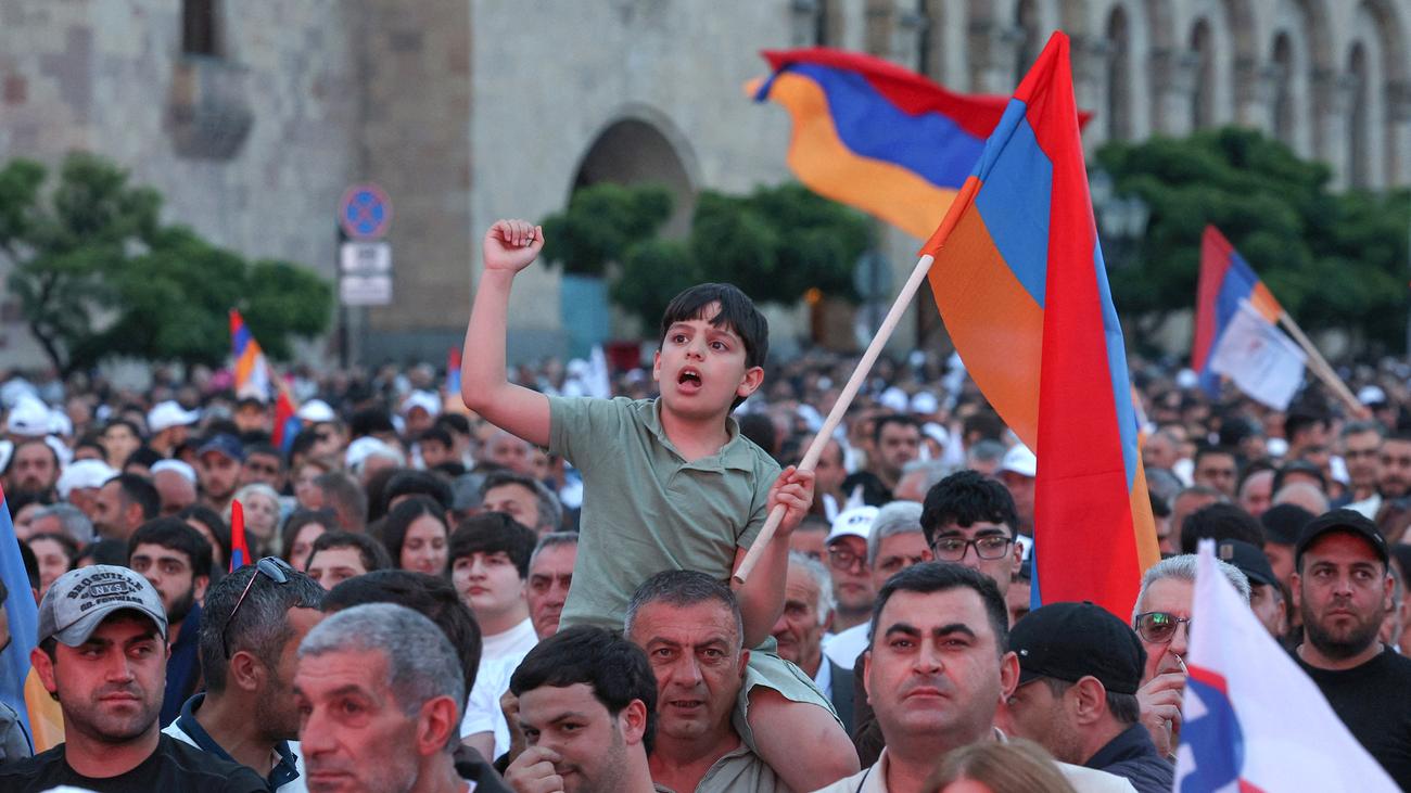 Parlamentschaftswahl in Armenien: Sechs prorussische Oppositionspolitiker in Armenien festgenommen