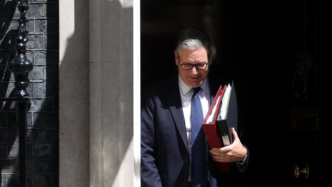Rücktritt des britischen Premierministers: Keir Starmer will Abgeordneter im britischen Parlament bleiben