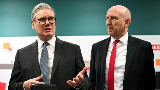 Großbritannien: Starmer verteidigt britischen Militäretat na