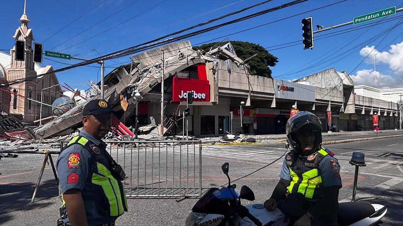 Filipinler: Mindanao açıklarında 7,8 büyüklüğünde deprem, tsunami uyarısı