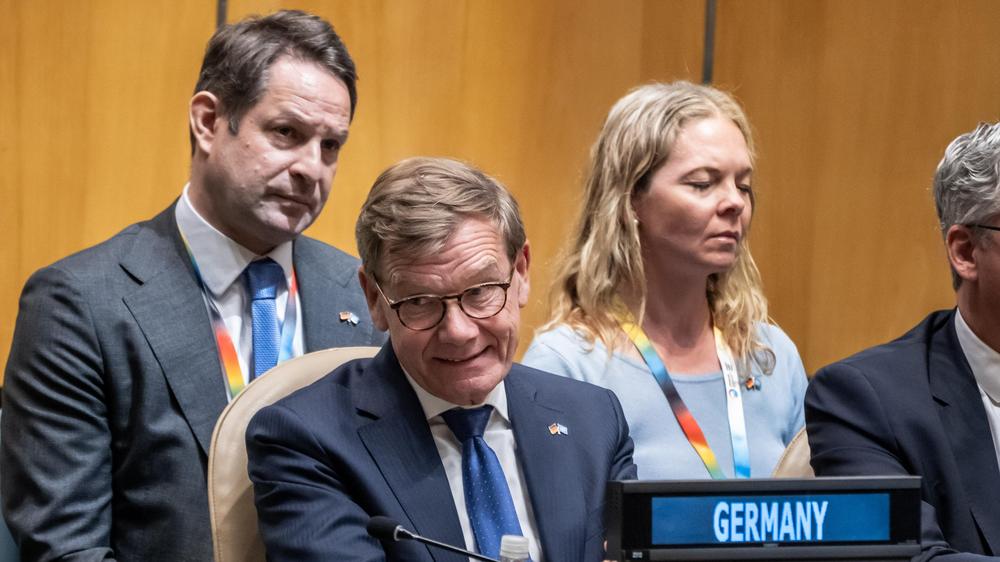  Außenminister Johann Wadephul bei der Bekanntgabe der Ergebnisse der Wahl für die nicht ständigen Mitglieder des UN-Sicherheitsrats.