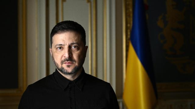 Zelenskyy Offers Putin Direct Peace Talks, Cites Drone Strikes